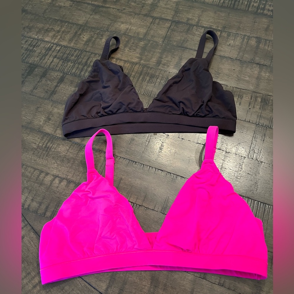 Two Skims Triangle Bralettes, size large